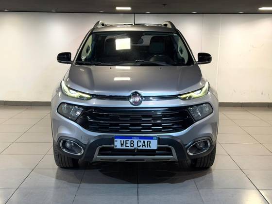 FIAT TORO 2.0 16V TURBO DIESEL VOLCANO 4WD AT9